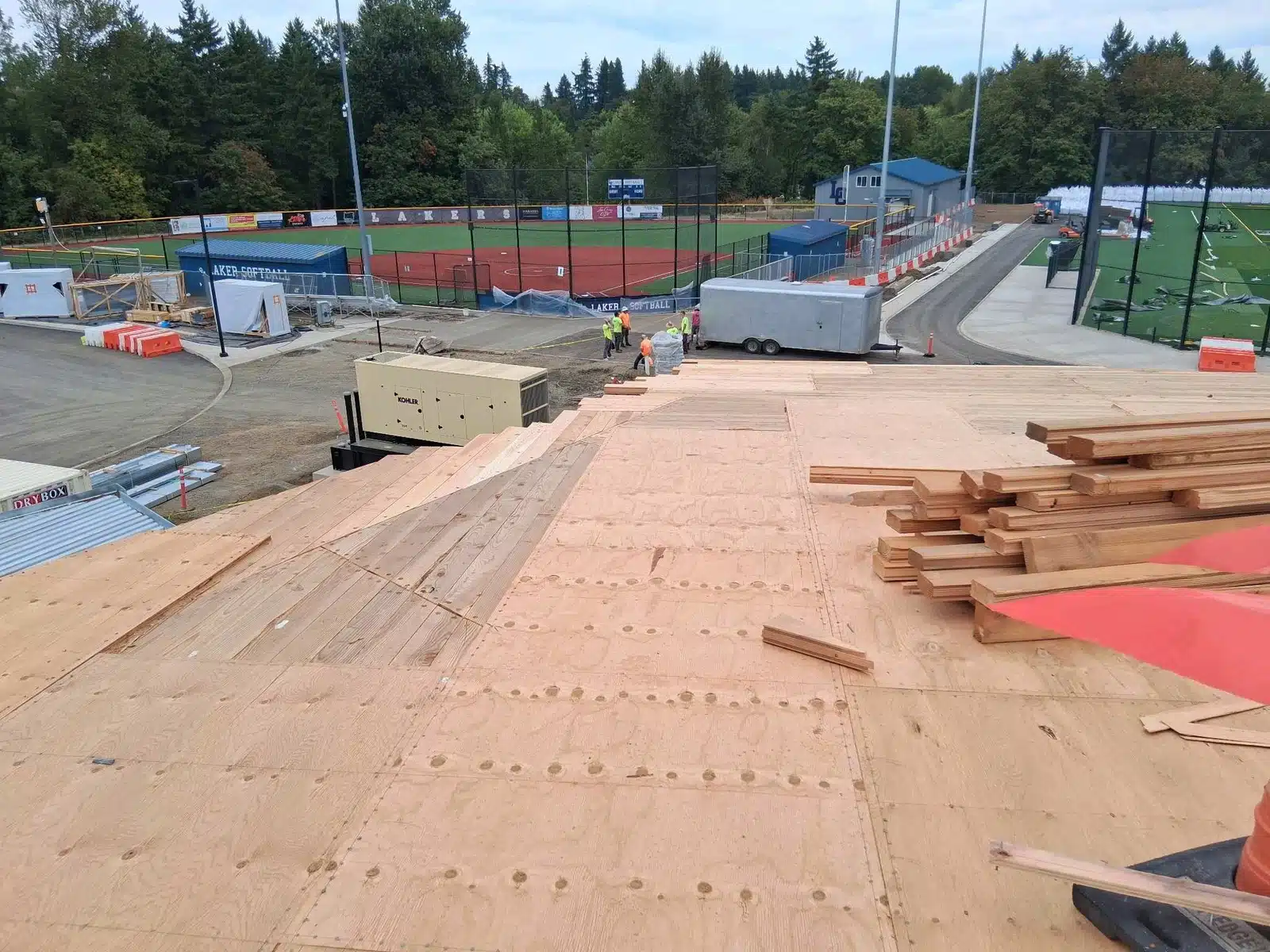LAKE OSWEGO MIDDLE SCHOOL Thumbnail 6