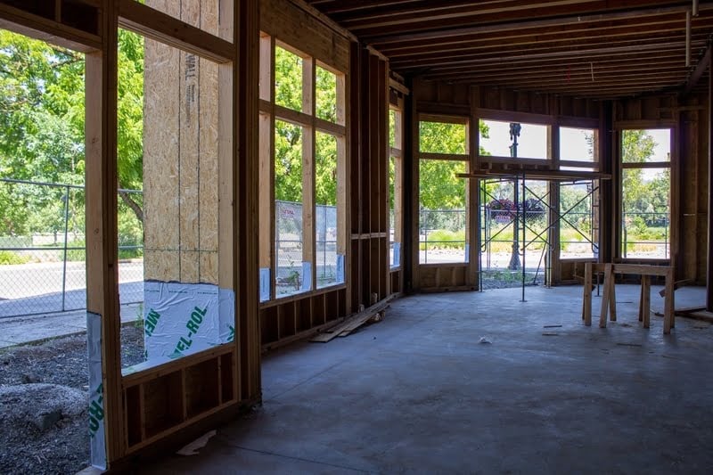 OSPREY POINT MIXED USE Thumbnail 3