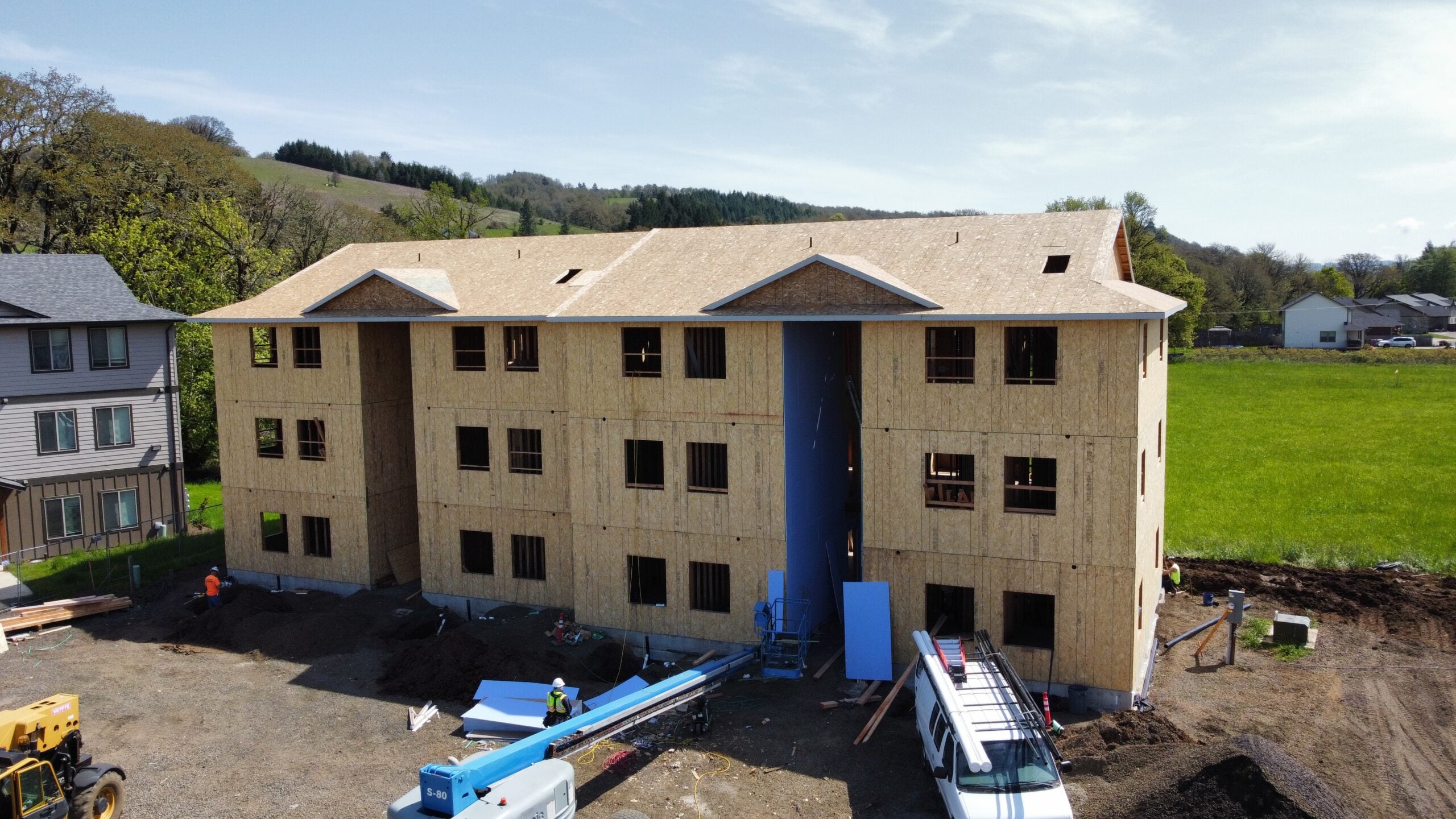 SHERIDAN APARTMENTS Top Feature Photo 2