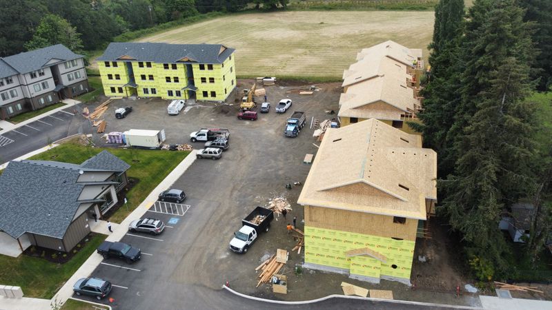 SHERIDAN APARTMENTS Thumbnail 5