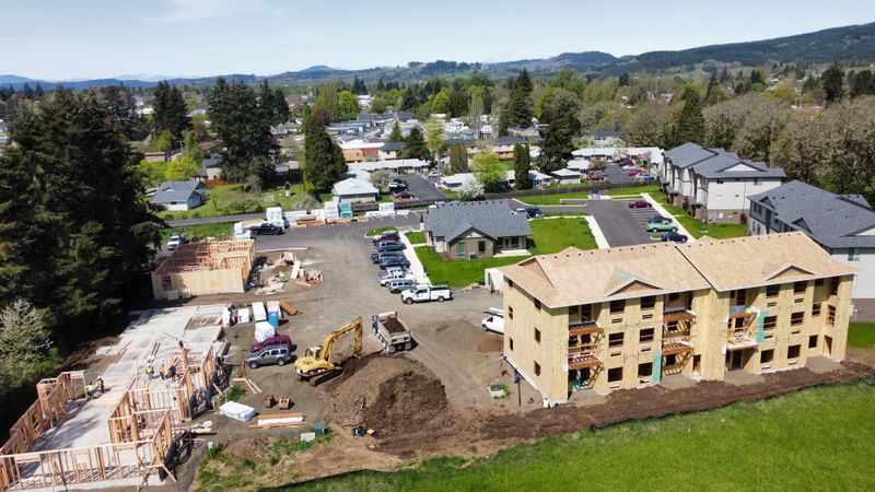 SHERIDAN APARTMENTS Thumbnail 6