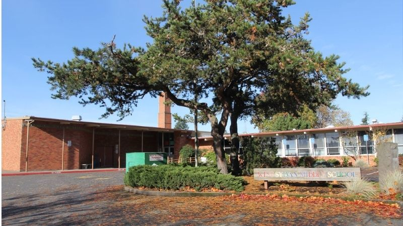 WEST SYLVAN MIDDLE SCHOOL